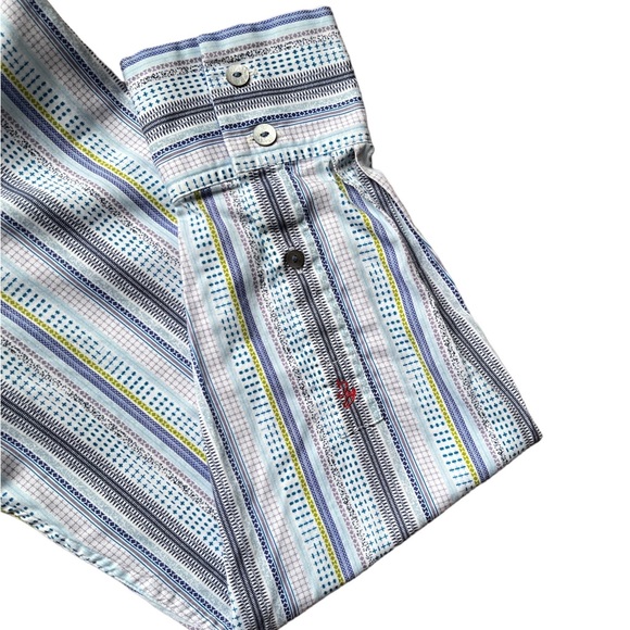 Robert Graham - Classic Fit Button Down Dress Shirt Size Medium - Picture 5 of 9